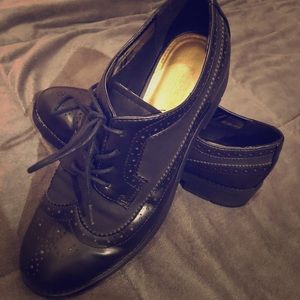 Chaps by Ralph Lauren women’s 9 Oxford Wingtip